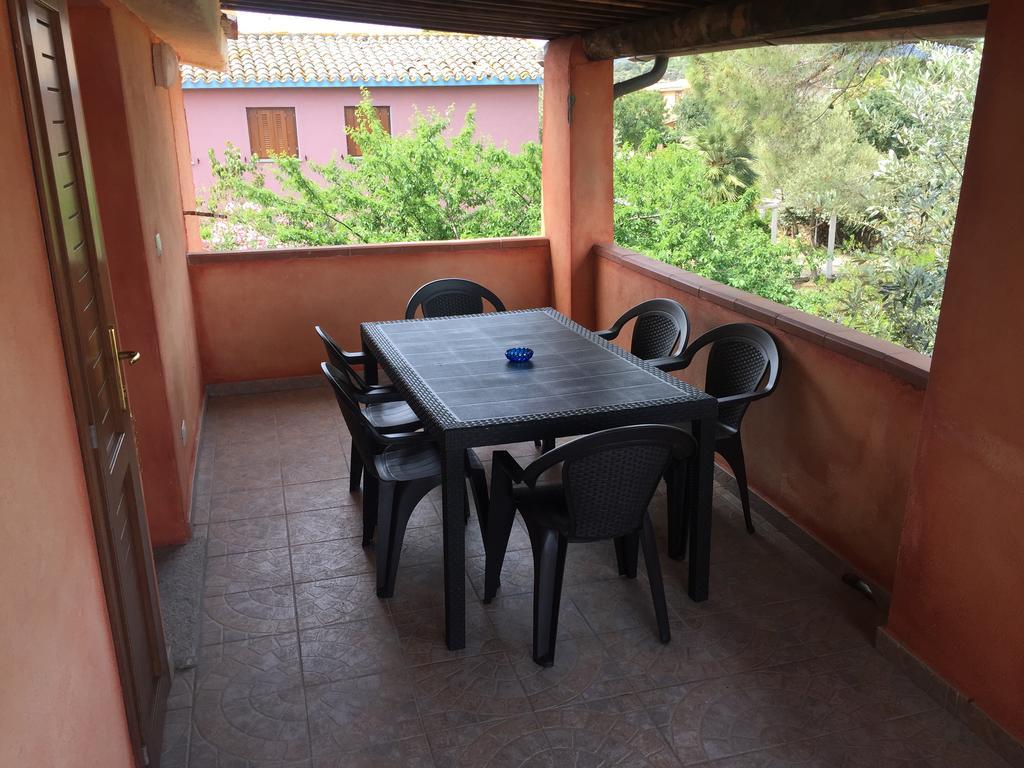 B&B Da Tizy San Teodoro  Exteriör bild