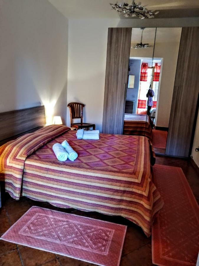 B&B Da Tizy San Teodoro  Exteriör bild